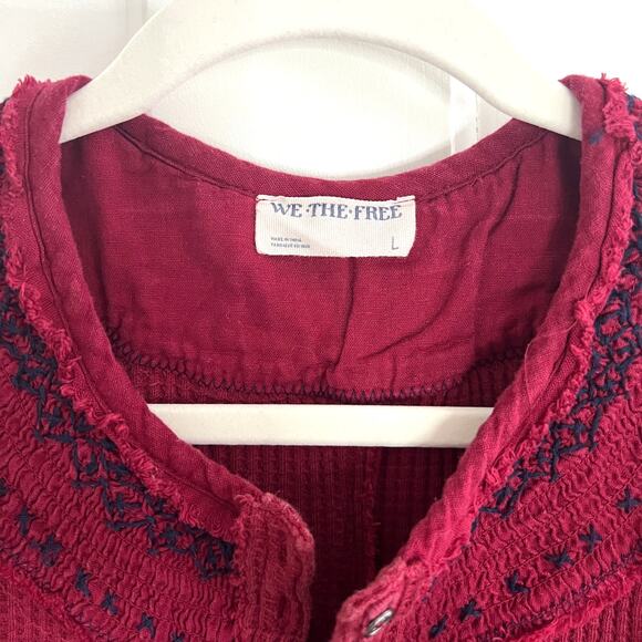 Free People We The Free Holly Henley Red Oversized Top Boho Blouse Size Large - Picture 4 of 7